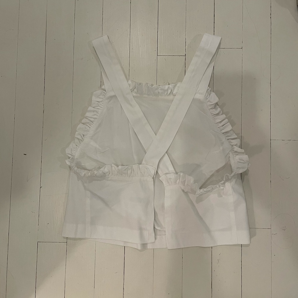 White crop top